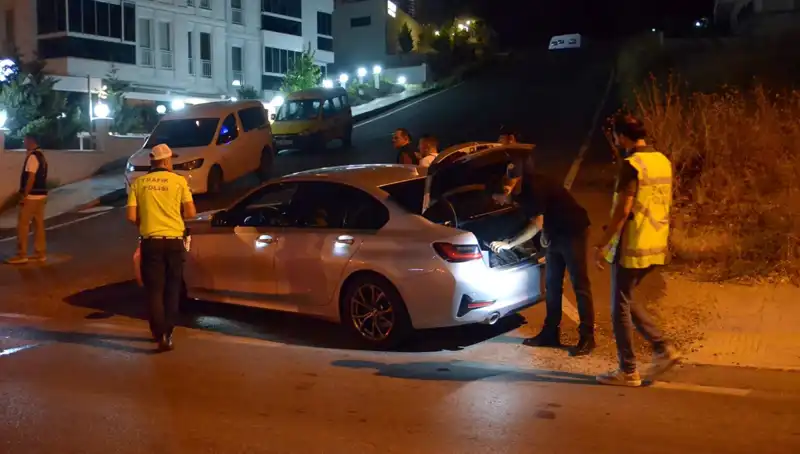 Edirne'de Denetimlerden Kaçan Şahıslara Gözaltı Uygulaması!