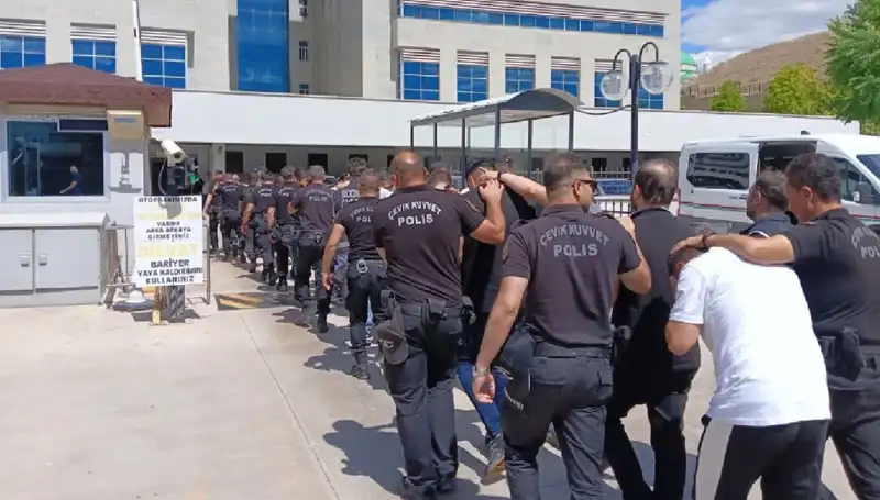 Ankara'da Haraç Çetesi Operasyonuyla Suç Ağları Çökertildi