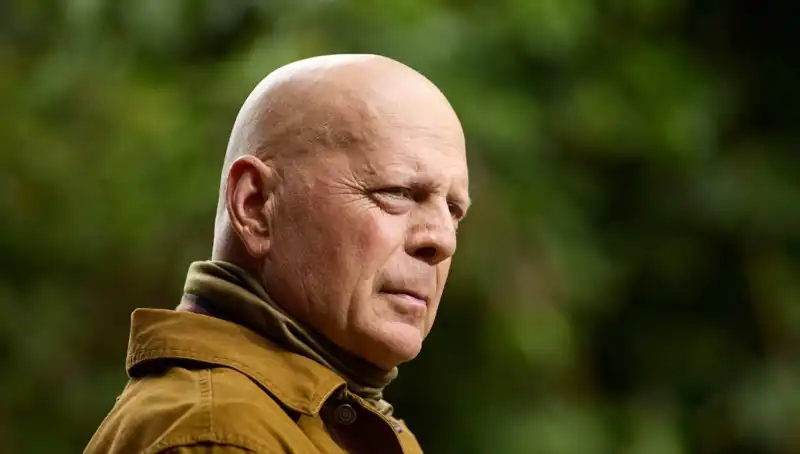 Bruce Willis'in Afazi Hastalığı Nedir? Belirtileri ve Etkileri Neler?