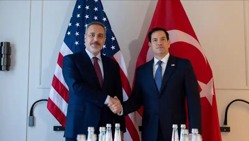 Dışişleri Bakanı Fidan, ABD’li Mevkidaşı Rubio ile Kritik Görüşme Gerçekleştirdi
