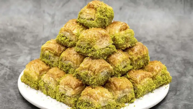 Baklavadan Tehlikeli Bakteri Çıktı: Uzmanlardan Önemli Uyarı