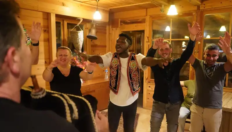 Gana'dan Rizeli Tıp Fakültesi Mezunu: Hayaller Gerçekleşti!