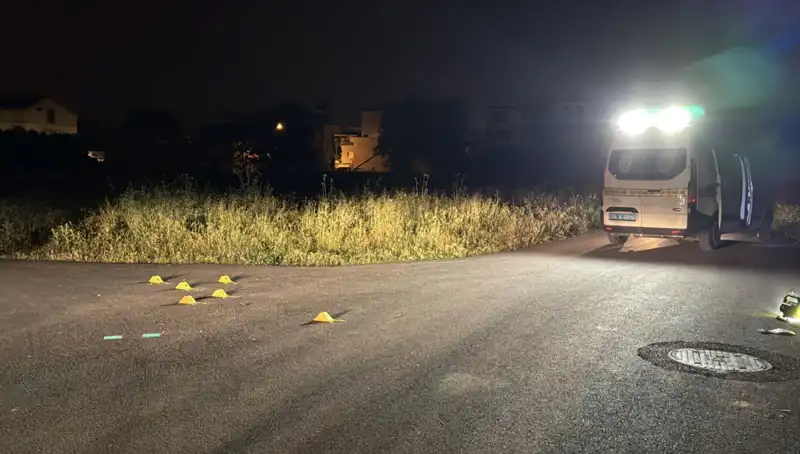 Bursa'da Silahlı Kavga: İki Yaralı, Gerilim Dolu Bir Gece!