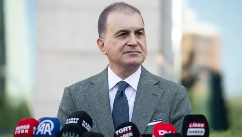 Ömer Çelik'ten Özel'e Sert Tepki: Meşru Alan Tehdit Altında!