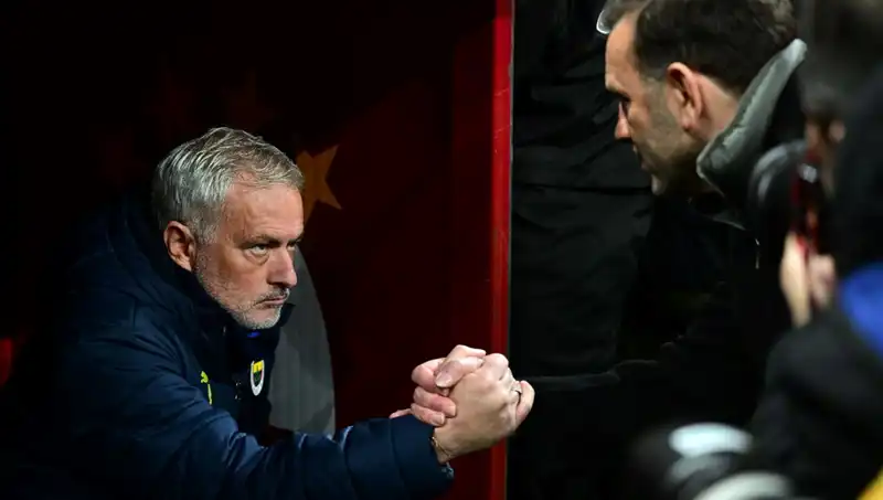 Derbiye Geri Sayım: Mourinho ve Buruk’un Üçüncü Karşılaşması Heyecanı