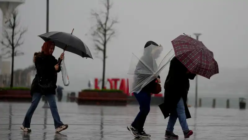 İstanbul'u Vuracak Kuvvetli Yağış İçin Uyarı Yapıldı!