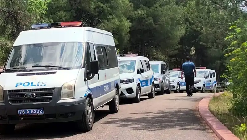 Karabük'te Gizemli Şüpheli Ölüm: Ağaca Asılı Bulundu