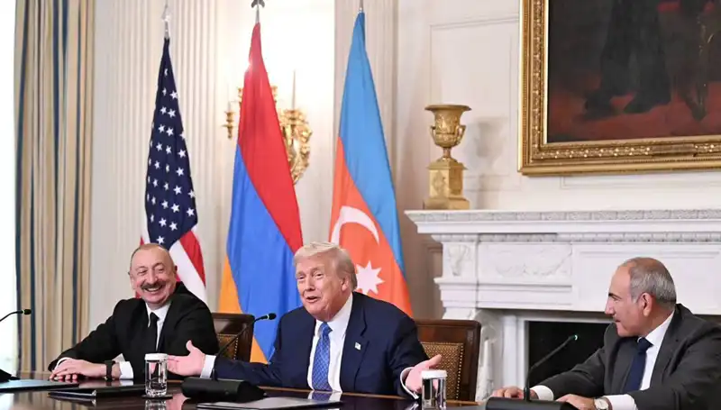 Aliyev'den Ermenistan'a Tarihi Anayasa Çağrısı: Zaman Kaybetmeden!