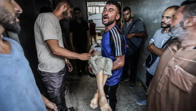 Filistin'de Kanlı Saldırı: İsrail, Gazze'de 90 Kişiyi Hayatından Etti
