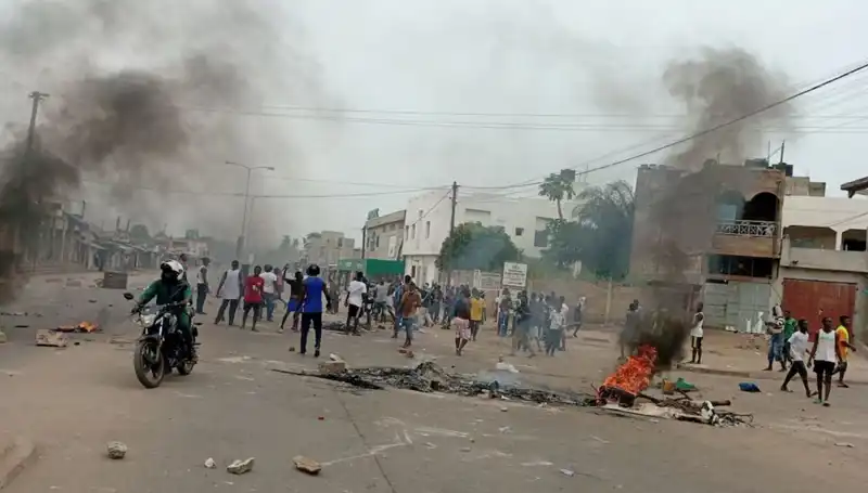Togo'da Protesto Gündemi: Nehirlerde 7 Ceset Bulundu!