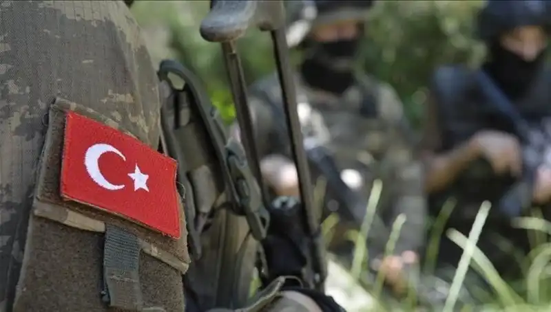 Irak'ın Kuzeyinde Metan Gazı Zehirlenmesi: 12 Askerin Hayatını Kaybetmesi