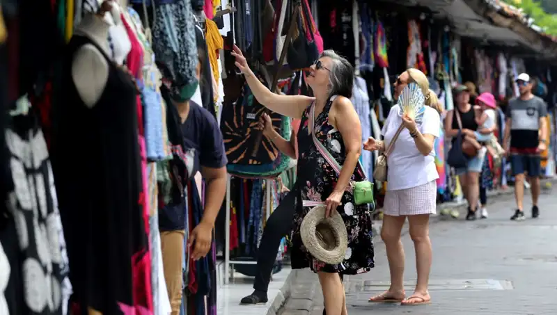 Bali'de Turistlere Kıyafet Yasağı: Uymayanlar Cezalandırılacak