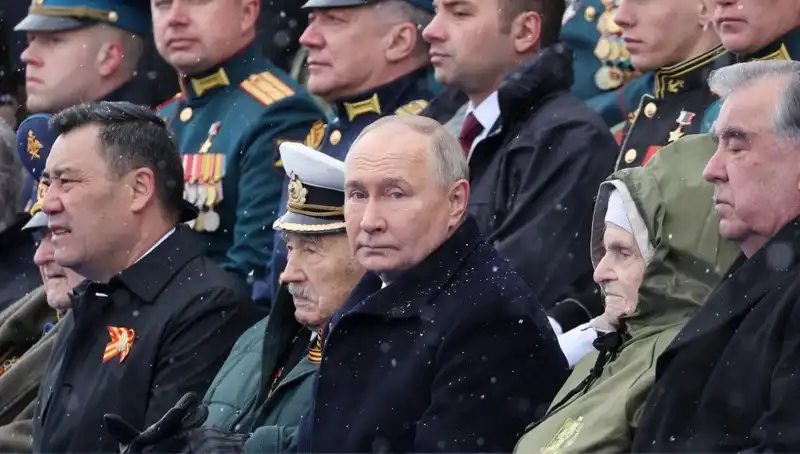 Rus Ordusu’nun Güçlenme Hamlesi: Putin'in Tarihi Çağrısı