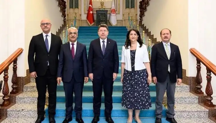 DEM Parti İmralı Heyetinin Adalet Bakanı Yılmaz Tunç ile Görüşmesinin Ayrıntıları