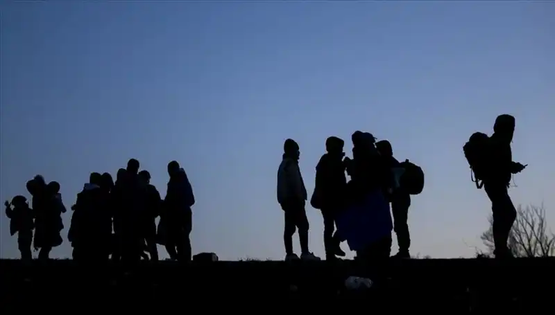 Edirne’de Düzensiz Göçmen Operasyonu: 21 Kişi Yakalandı!