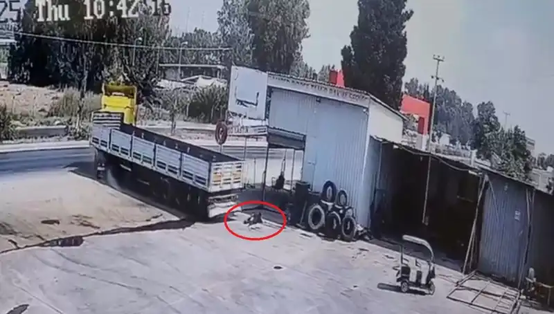 16 Yaşındaki Çocuk İşçinin Trajik Ölümü: TIR Altında Kalma Olayı