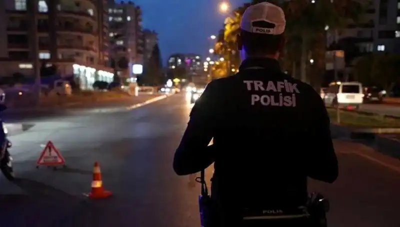 Sosyal Medyadan Paylaştıkları Sebebiyle İki Sürücüye 53 Bin Lira Ceza Kesildi!