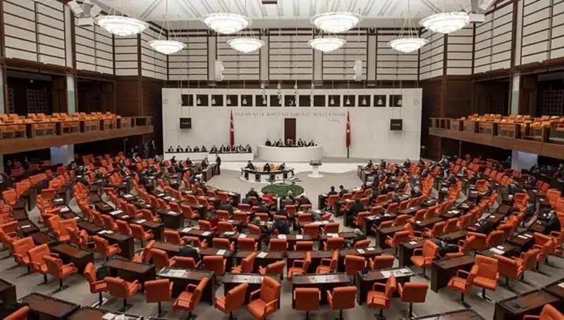 Meclis’te Gıda Zehirlenmesi İddialarına İdare Amiri Hasan Turan’dan Açıklama
