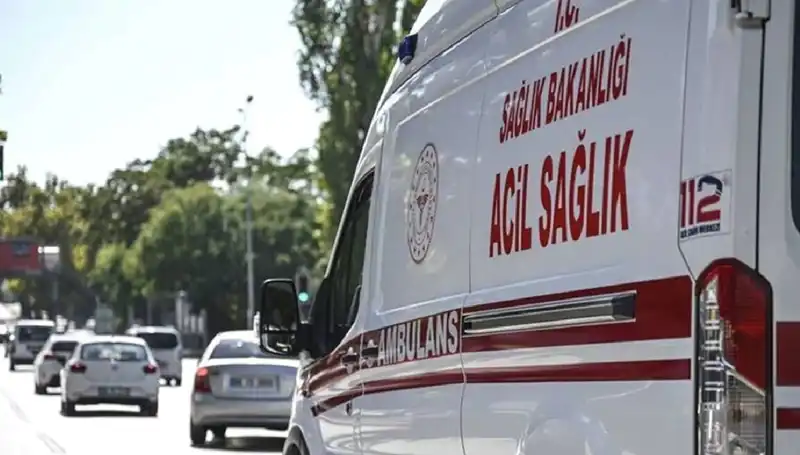 Dikkat: Böcek için mangalda pul biber yakan apartman tahliye edildi