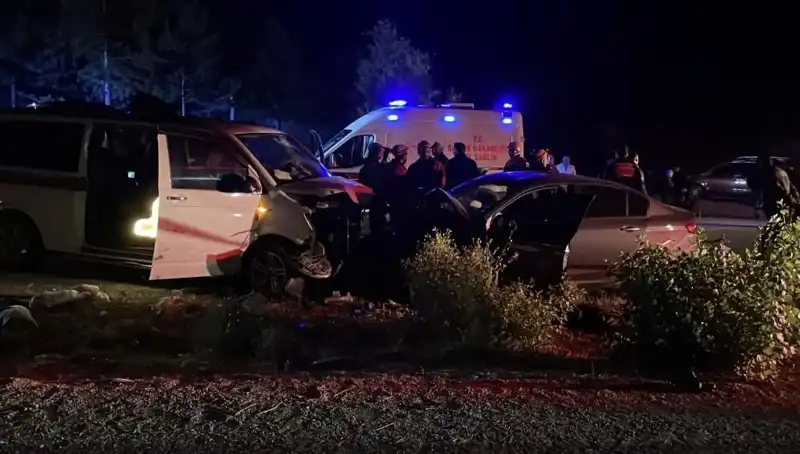 Ters Yön Faciası: Kafa Kafaya Çarpışma Sonucu Hayat Kayıpları