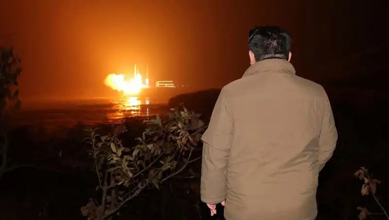 Kuzey Kore'nin Silah Programı: Amerikan Ekonomisine Vurulan Darbe!