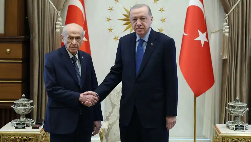 Cumhurbaşkanı Erdoğan ve Bahçeli'nin Kritik Görüşmesi: Siyasi Gelişmeler Neler?